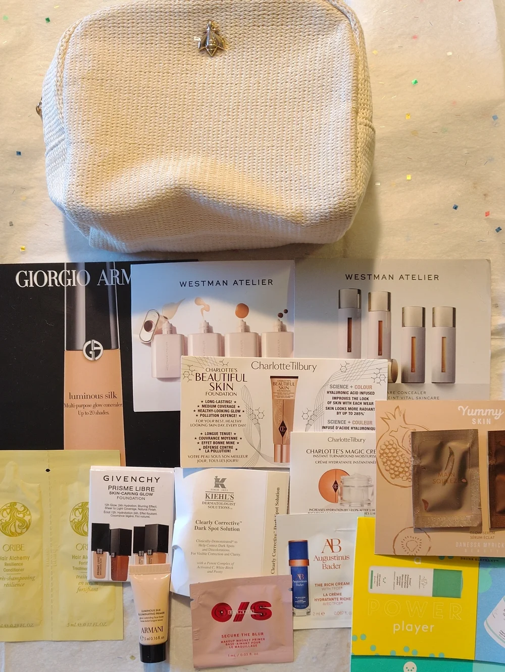 LOT of 13 LUXURY BEAUTY SAMPLES IN  GUERLAIN COSMETIC POUCH